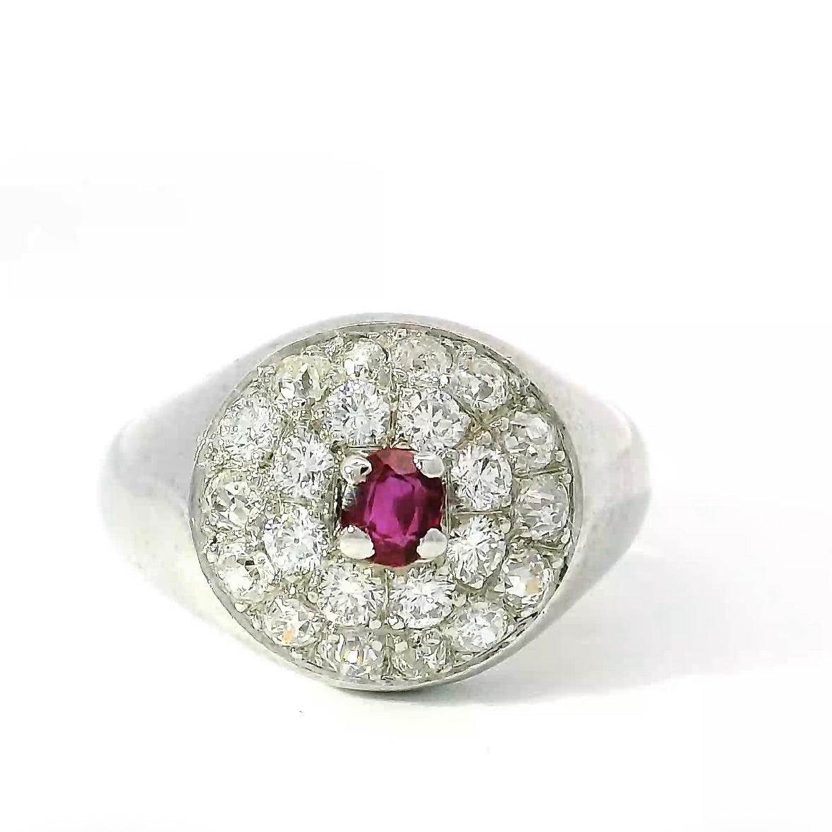 Hochwertiger Vintage Ring in 18 Karat Weißgold mit Rubin & Diamanten