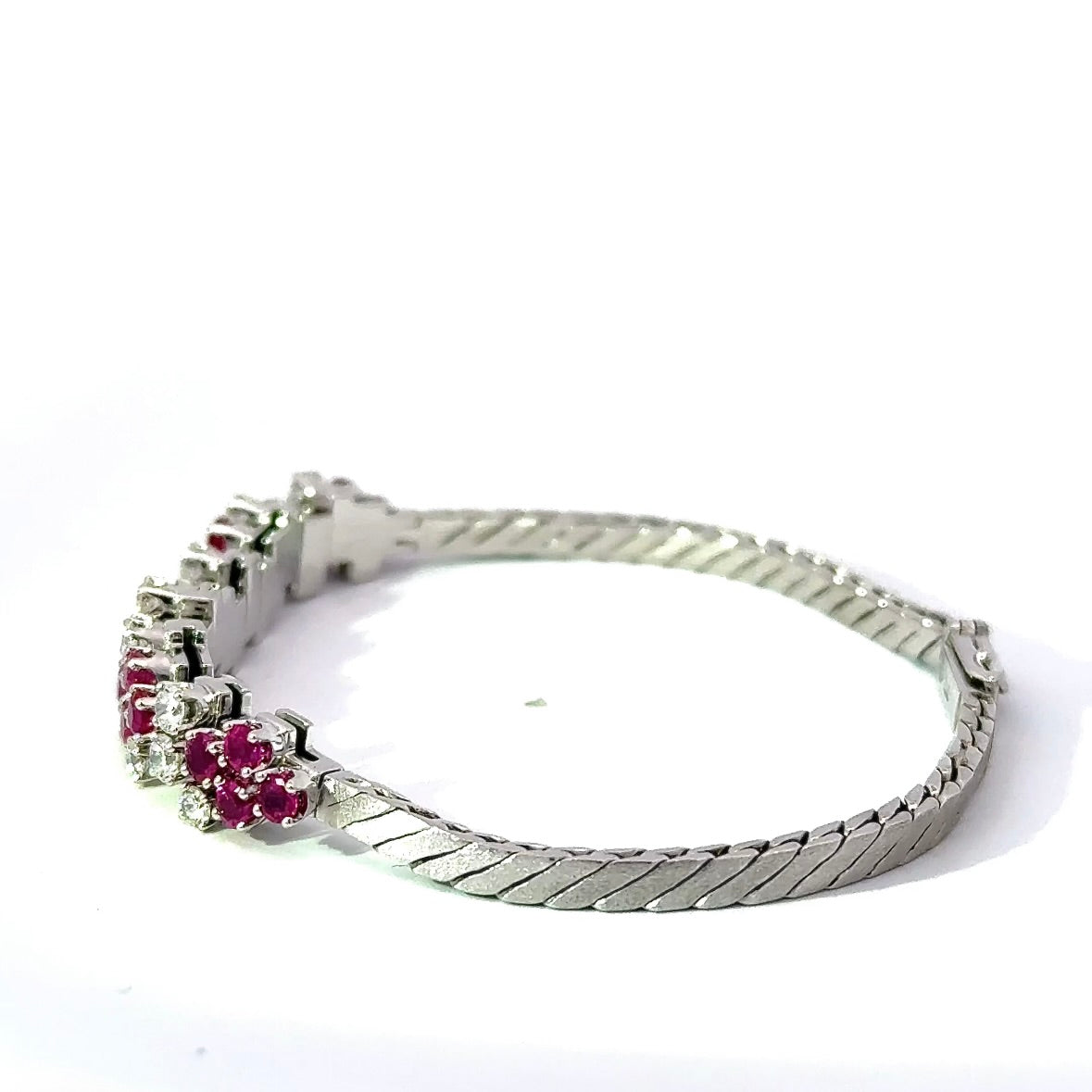 Hochwertiges Armband in 18 Karat Weißgold mit Rubinen & Brillanten