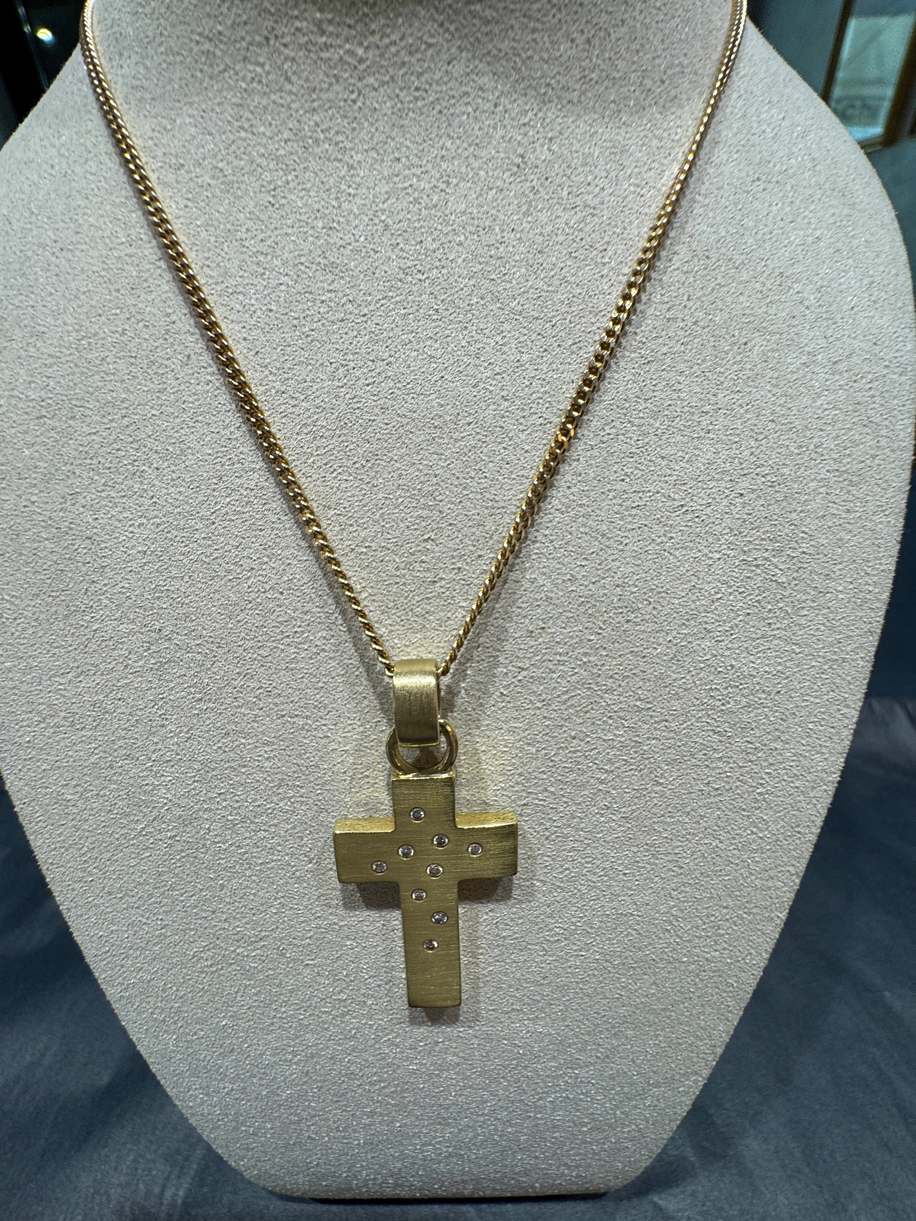 Cross pendant