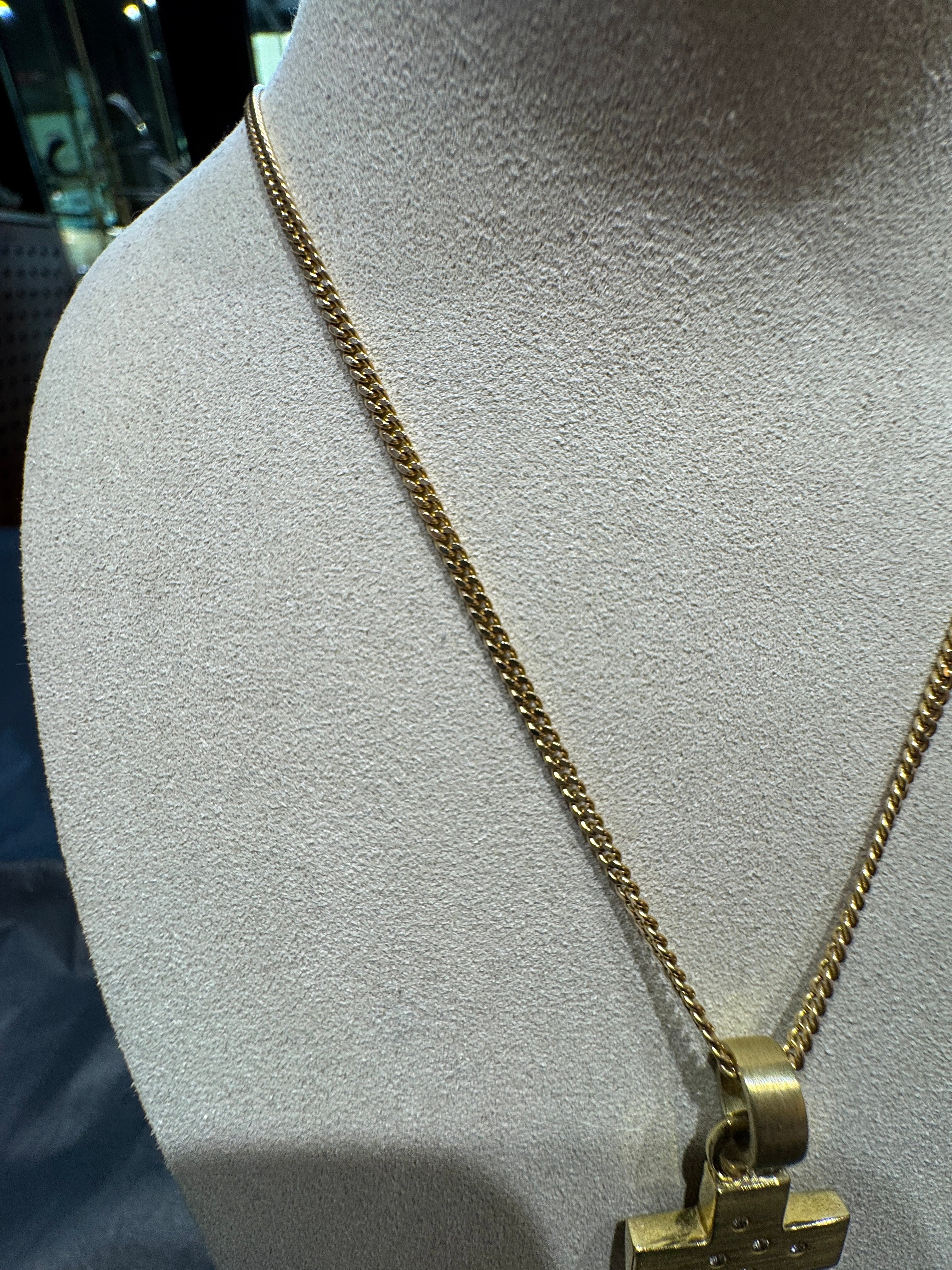 Cross pendant