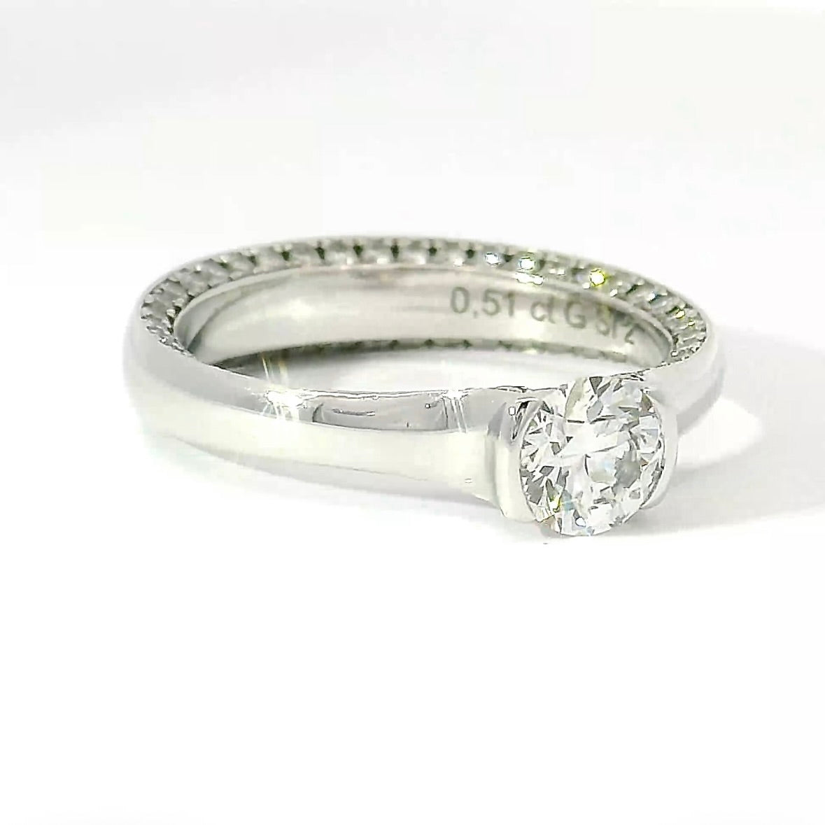 Edler Ring in 18 Karat Weißgold mit feinen Brillanten von Schaffrath