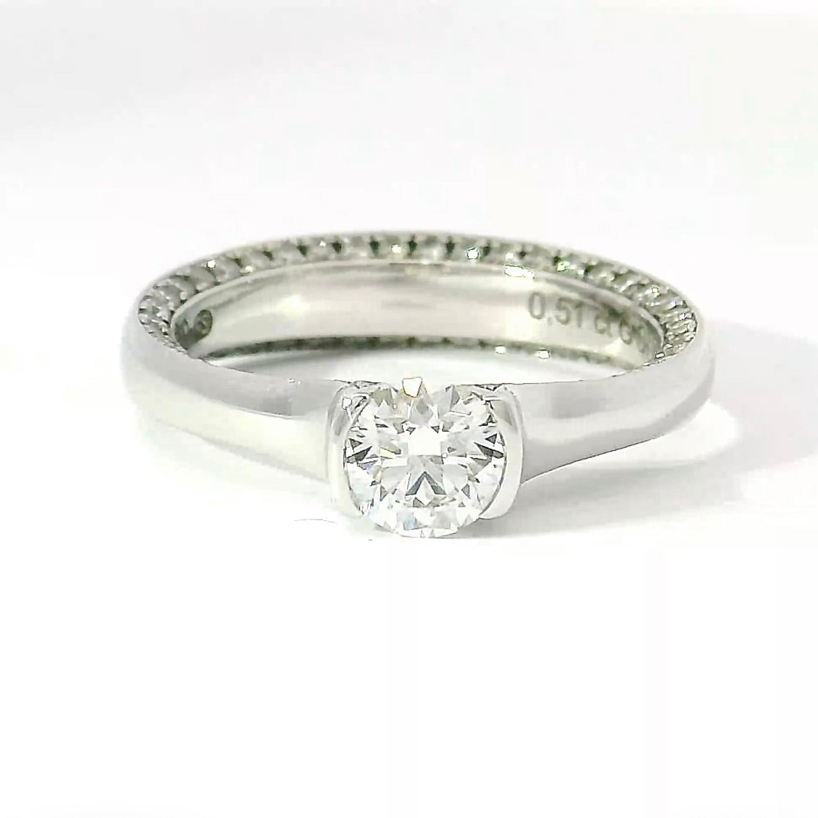 Edler Ring in 18 Karat Weißgold mit feinen Brillanten von Schaffrath