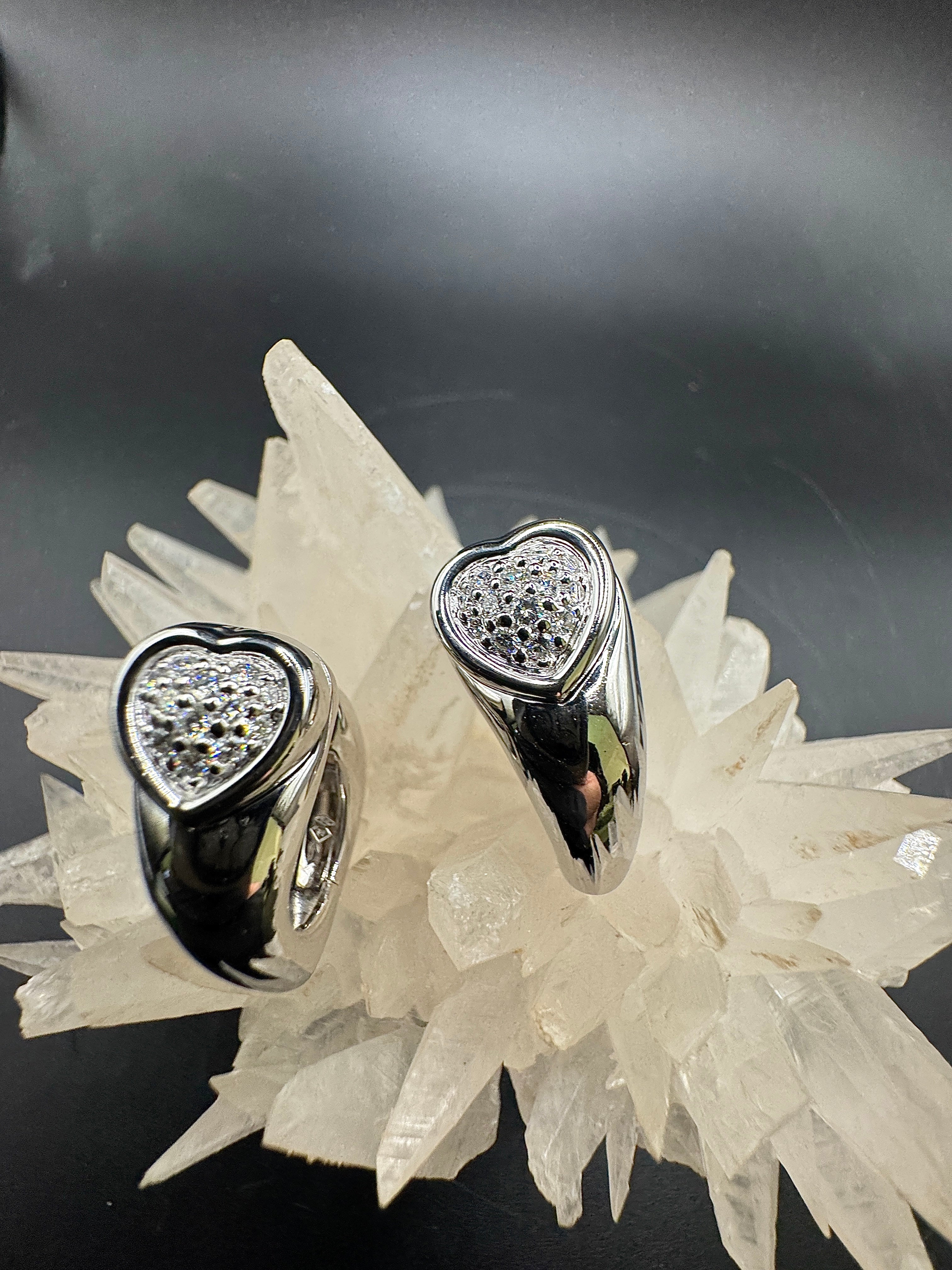 Originele Piaget-oorbellen in 18 karaat met briljant geslepen diamanten