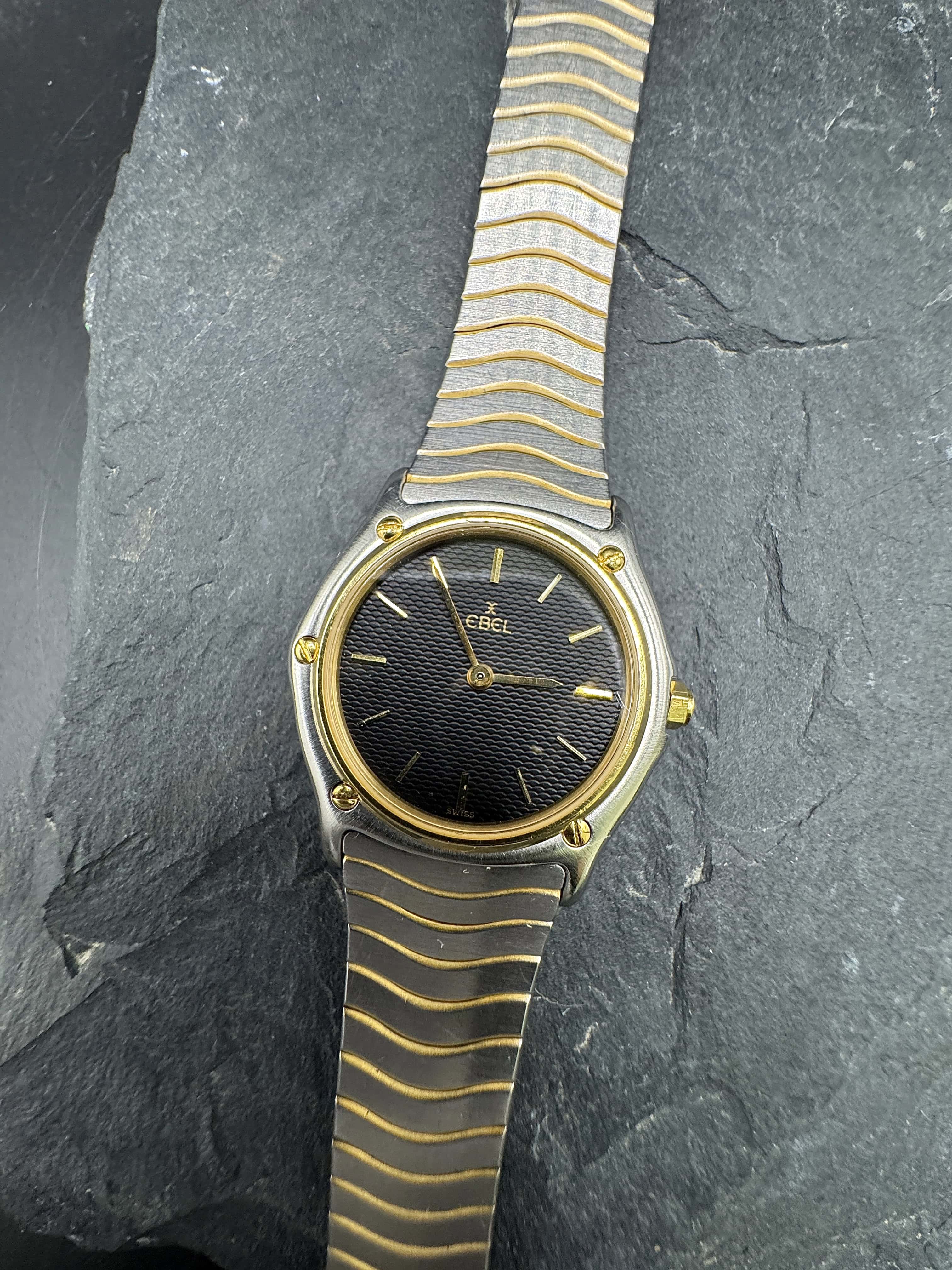 Ebel Sport Classique Damenuhr in Gold/Stahl mit schwarzem Zifferblatt