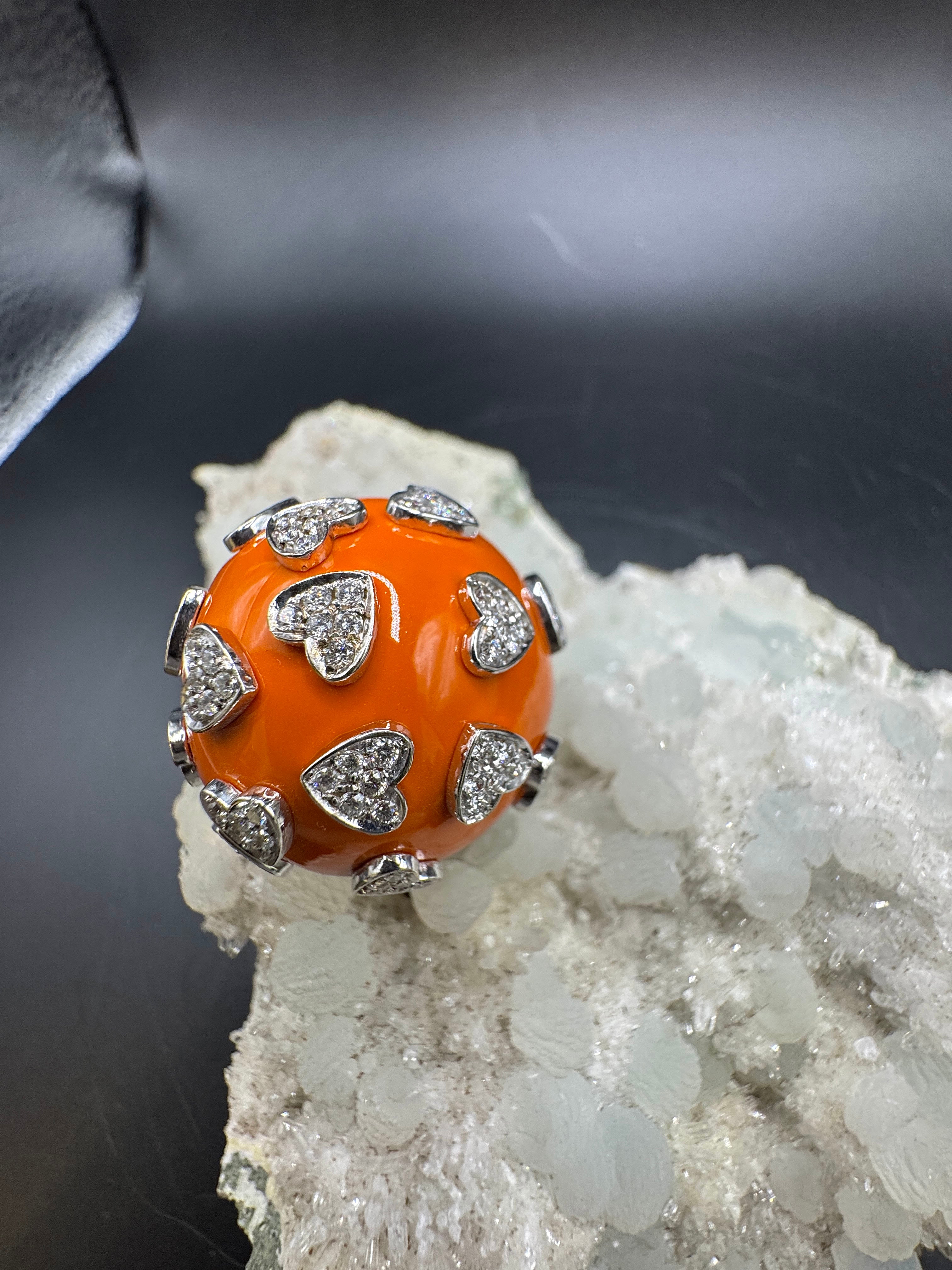 Riesiger Cocktailring in 18 Karat Gelb- & Weißgold mit Colorit & Brillanten
