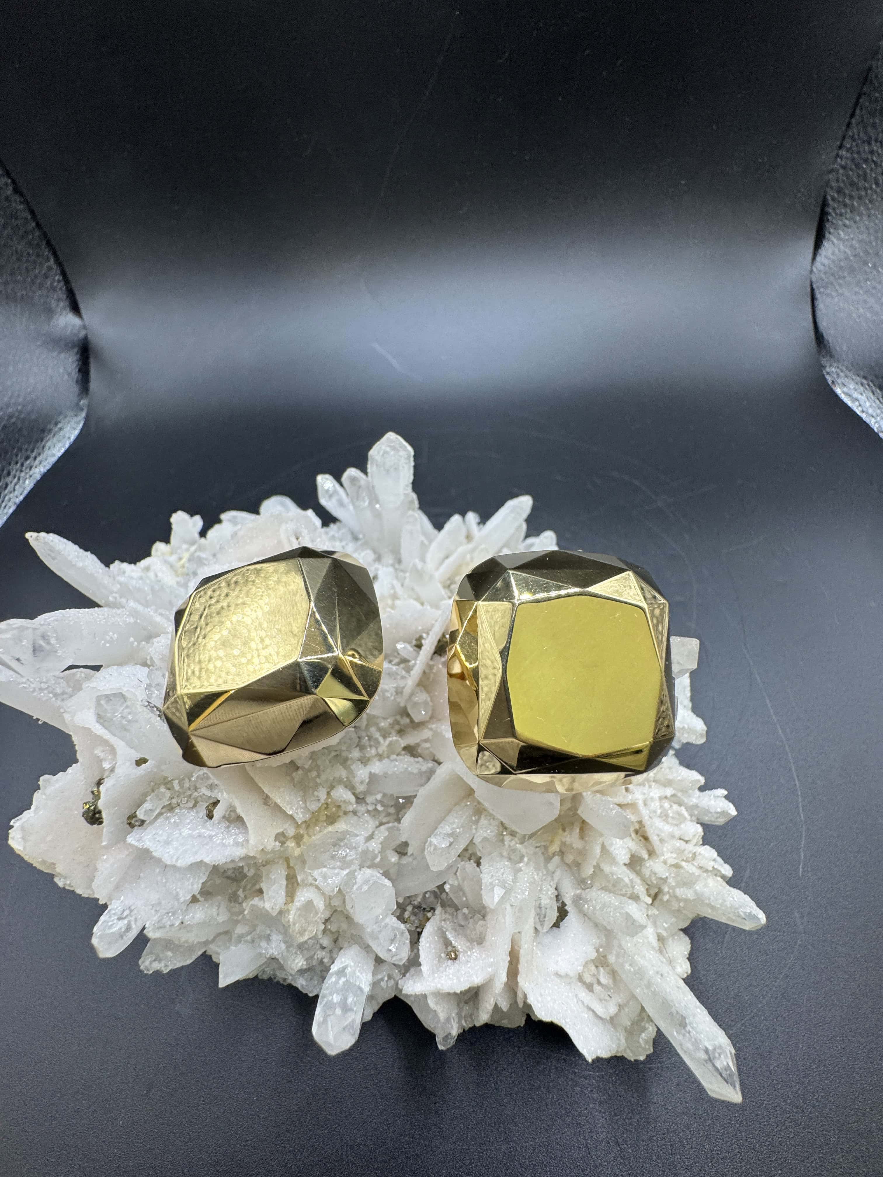 Stilvolle vintage Tiffany & Co. Ohrringe in 18 Karat Gelbgold
