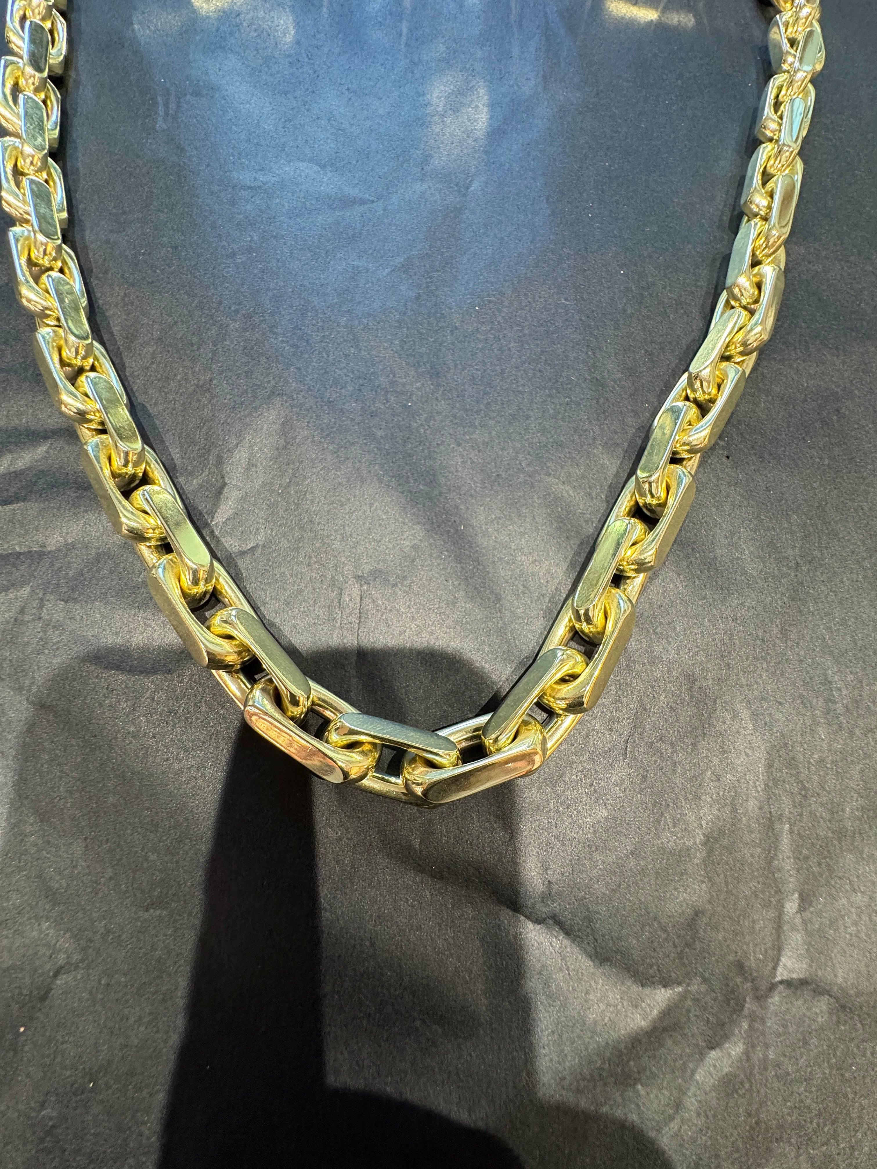 Diamantierte Ankerkette mit Armband in 14 Karat Gelbgold - über 500 Gramm Gold (PREIS AUF ANFRAGE)