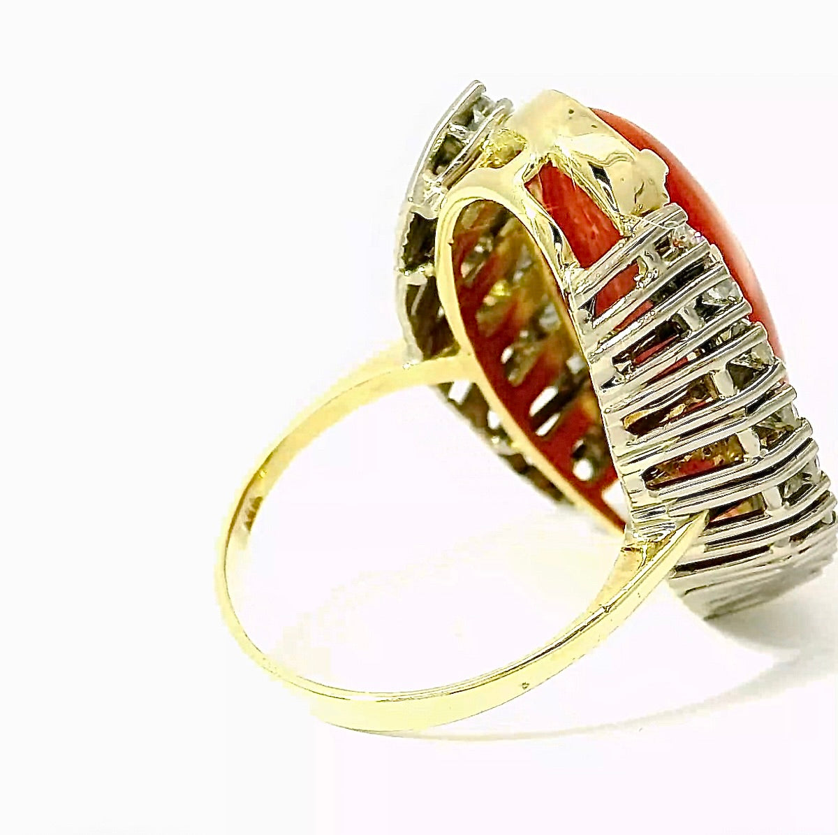 Extravagant cocktail ring in 14k yellow and white gold with fiery red coral and brilliant-cut diamonds