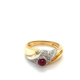 Handgefertigter Bicolor Ring in 18 Karat Gold mit Rubin und Brillanten