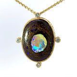 Besonderer Opal Anhänger in 14 Karat Gelbgold mit feinen Brillanten