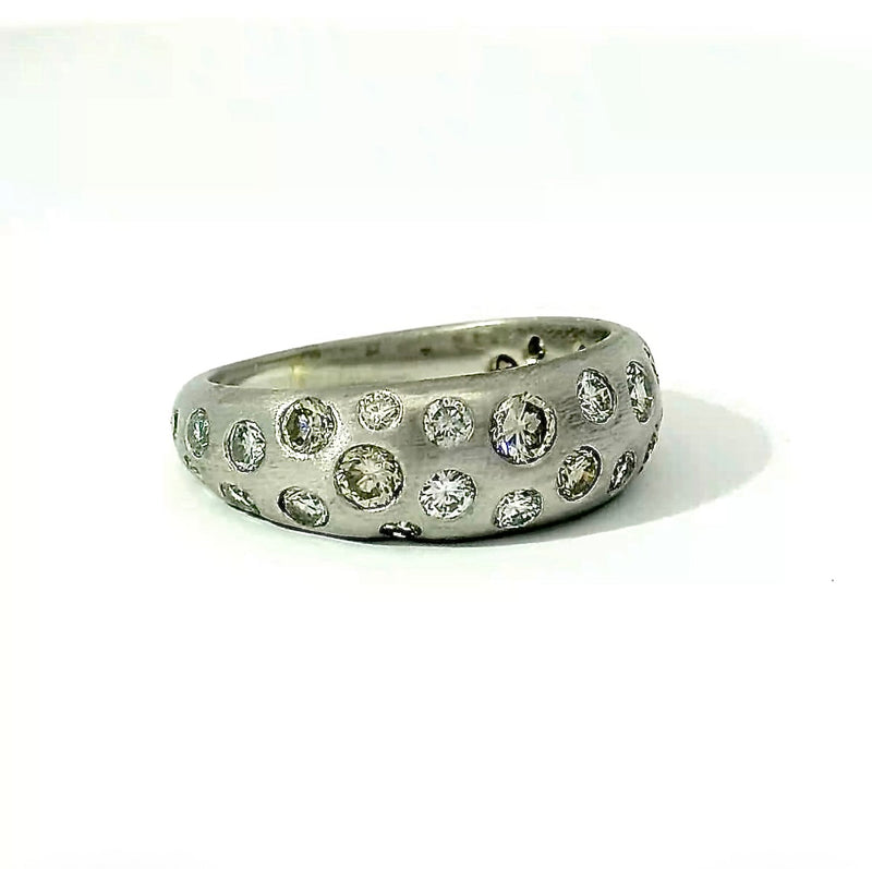 Edler Sternenhimmel-Ring in 14 Karat Weißgold mit Brillanten