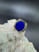 Dominanter Ring in 14 Karat Gelbgold mit Lapis Lazuli und Diamanten