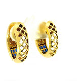 Wirkungsvolle Kreolen in 18 Karat Gelbgold mit Brillanten & Saphiren