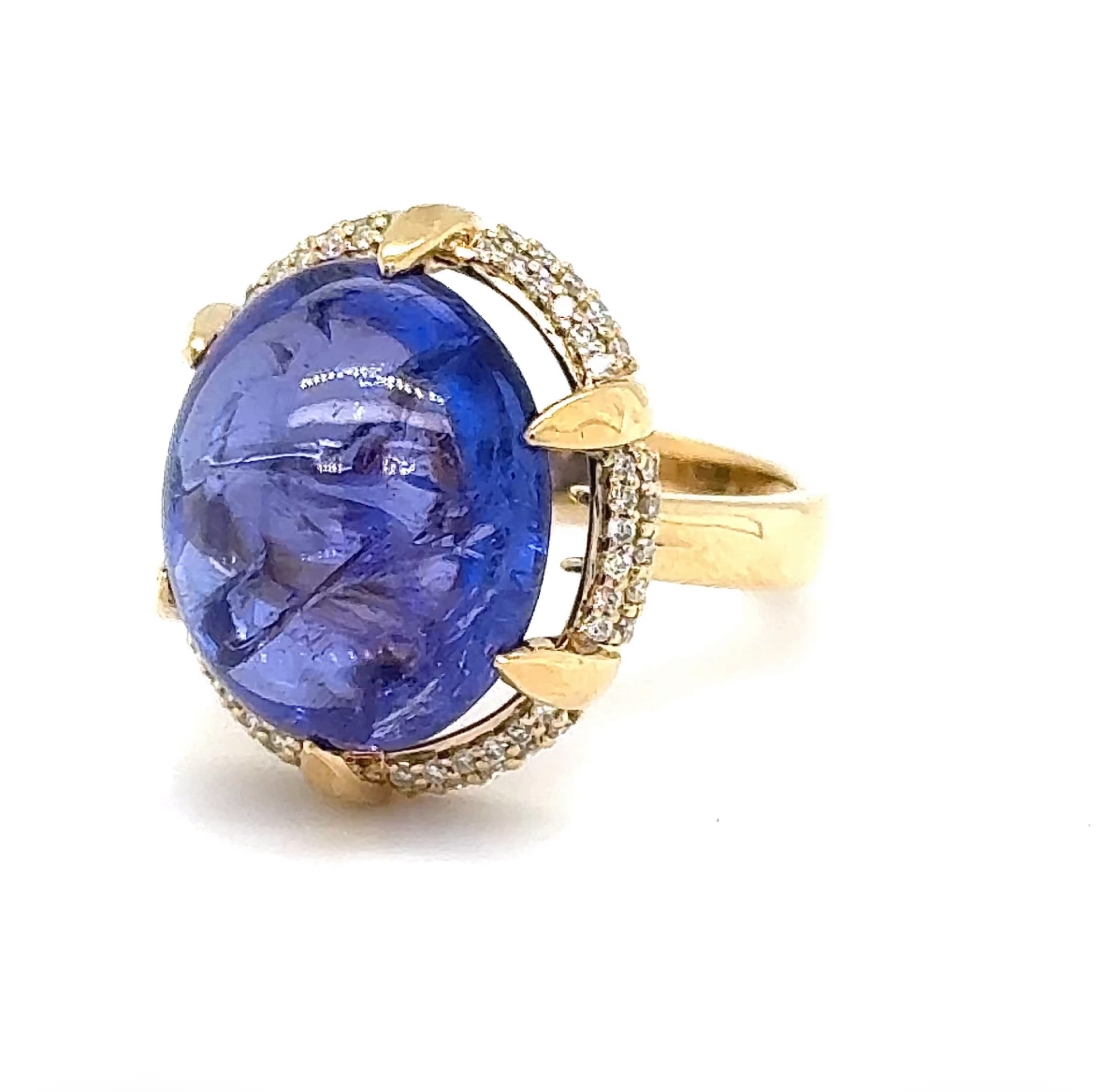 Ausgefallener Tansanit Ring in 14 Karat Gelbgold mit feinen Brillanten