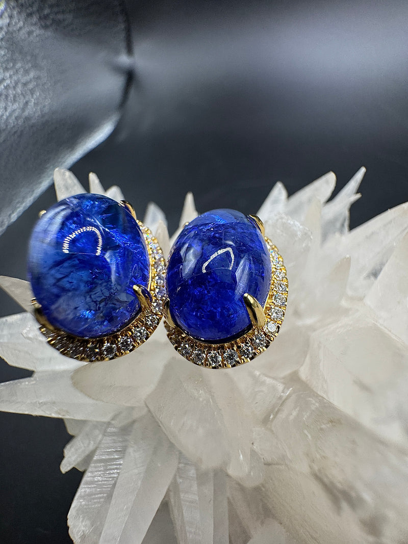 Edle Ohrringe in 18 Karat Gelbgold mit hochfeinen Tansaniten und Brillanten