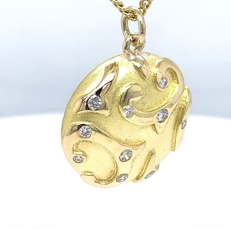 Ausgefallener Anhänger in 18 Karat Gelbgold mit feinen Brillanten