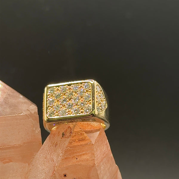 Hochwertiger Ring in 18 Karat Gelbgold mit herausragenden Brillanten