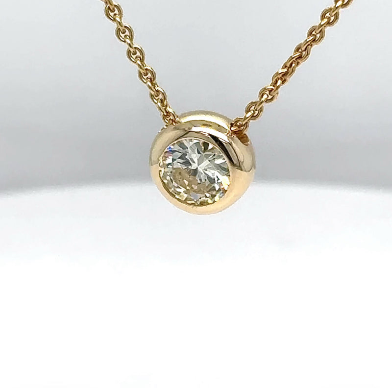 Edler Solitär Anhänger in 14 Karat Gelbgold mit feinen Brillant & Kette