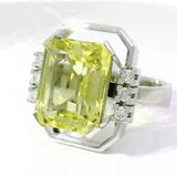 Einmaliger Ring in 18 Karat Weißgold mit Zitronenquarz & Brillanten