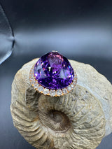 Exquisites Crivelli-Schmuckstück aus 18 Karat Roségold mit Amethyst