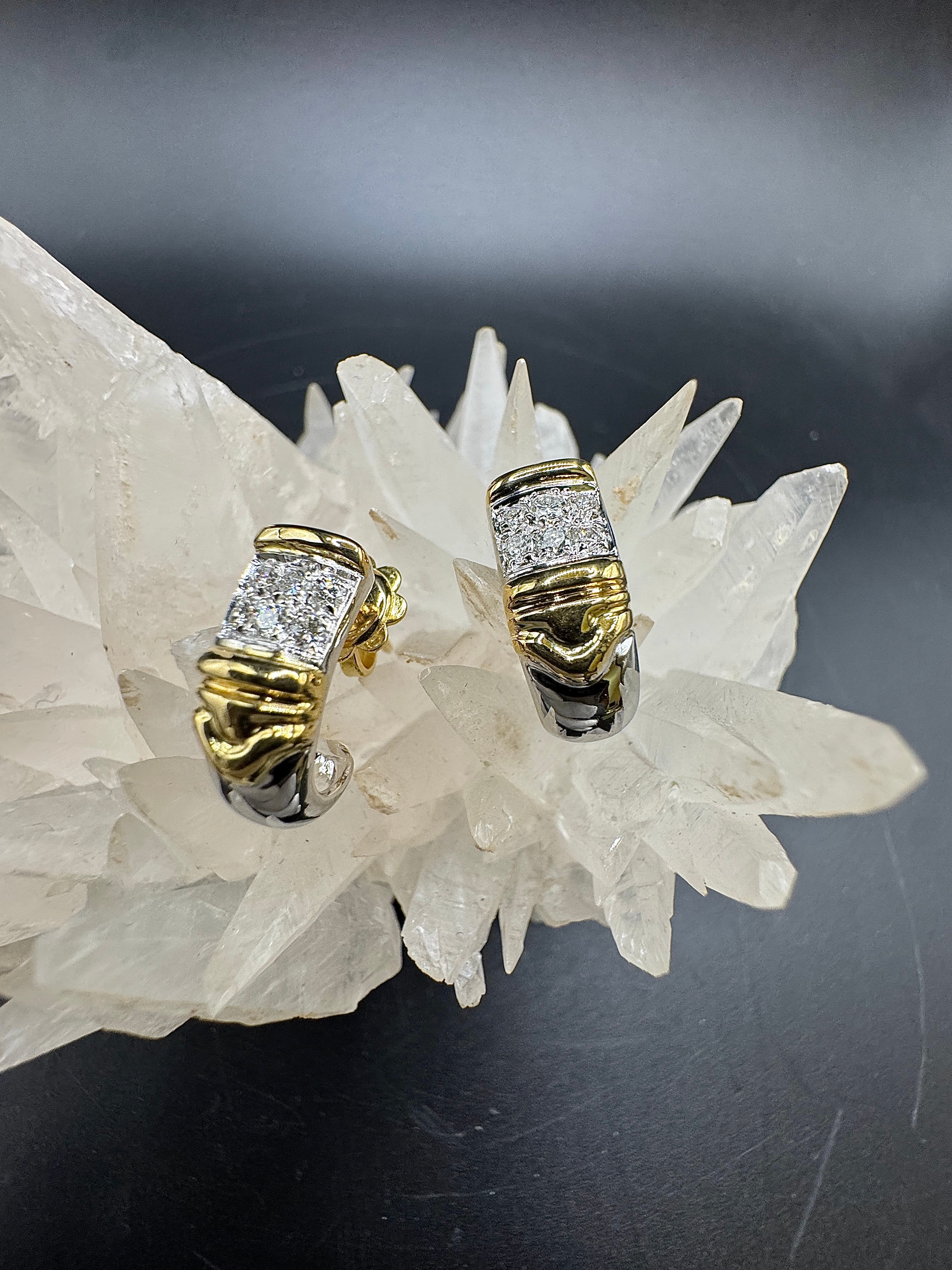 Fancy earrings in 18k yellow and white gold with brilliant-cut diamonds