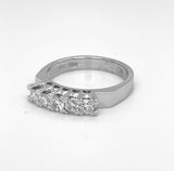 Edler Halbmemory Ring in 18 Karat Weißgold mit hochfeinen Brillanten