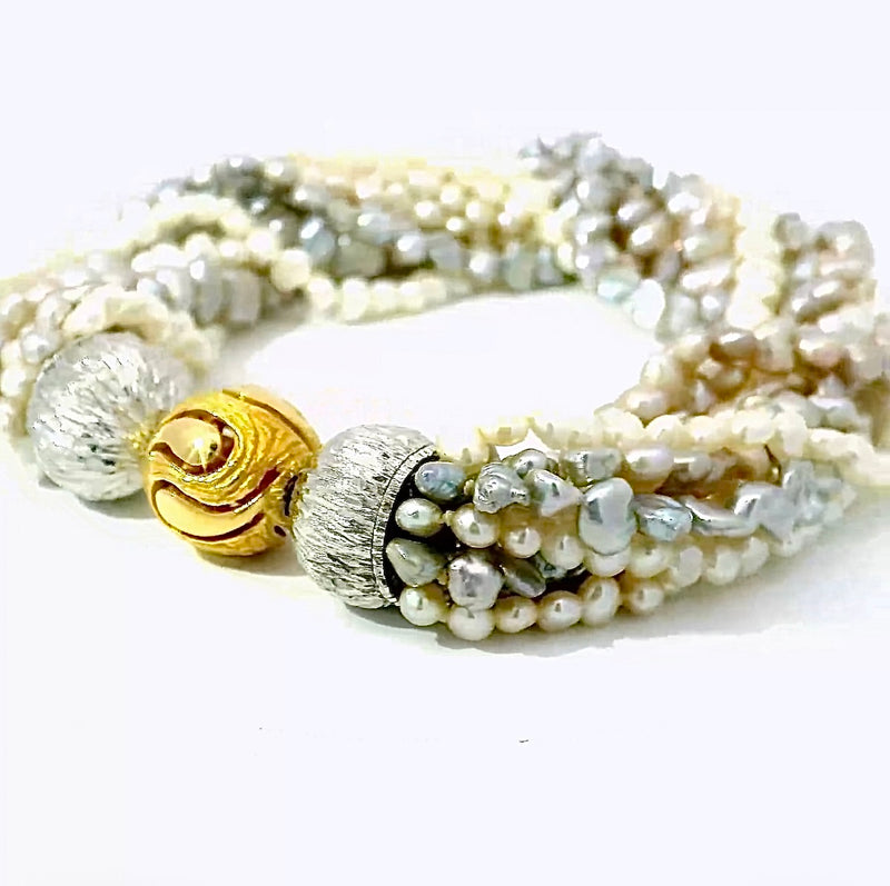 Besonderes Goldbaur Perlenarmband mit Bajonettverschluss in 18 Karat Gold