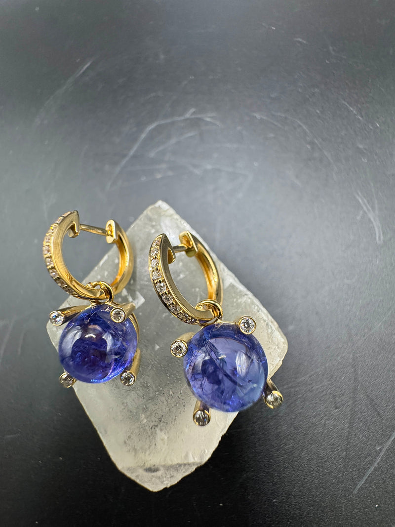 Edle Tansanit Ohrringe in 14 Karat Gelbgold mit Brillanten