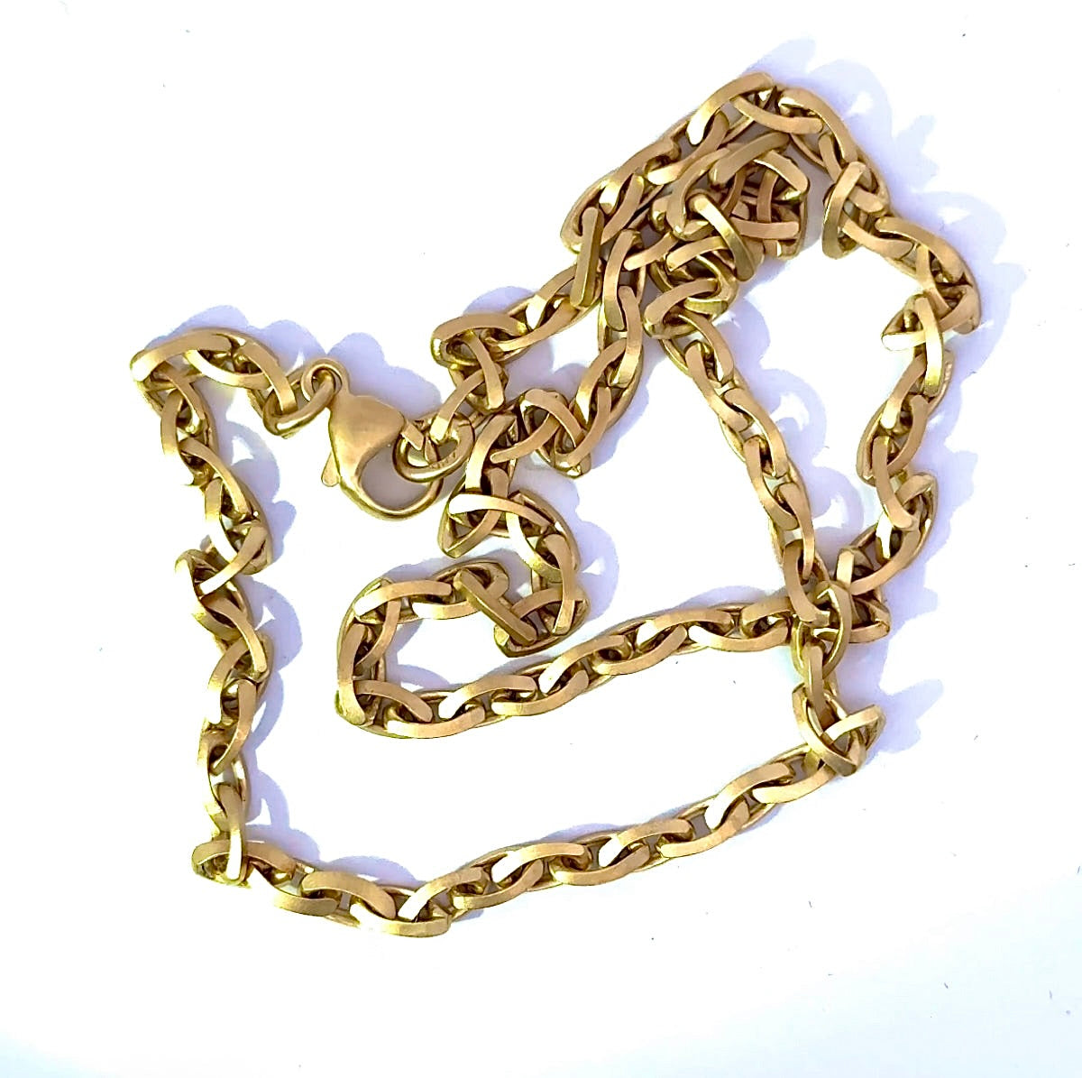 Frosted anchor chain in 14k yellow gold with lobster clasp