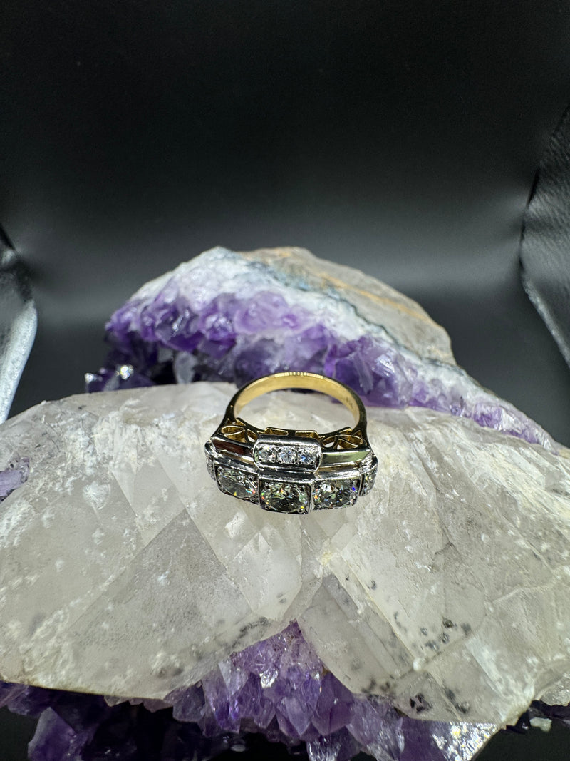 Eindrucksvoller Vintage Ring in 18 Karat Gold mit 3 riesigen Brillanten - Handarbeit