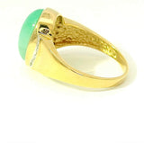 Feiner Ring in 14 Karat Gelbgold mit Jadeit und Brillanten