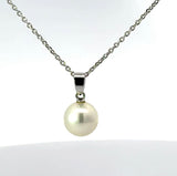 Zeitloser Perlen Anhänger in 14 Karat Weißgold mit Ankerkette