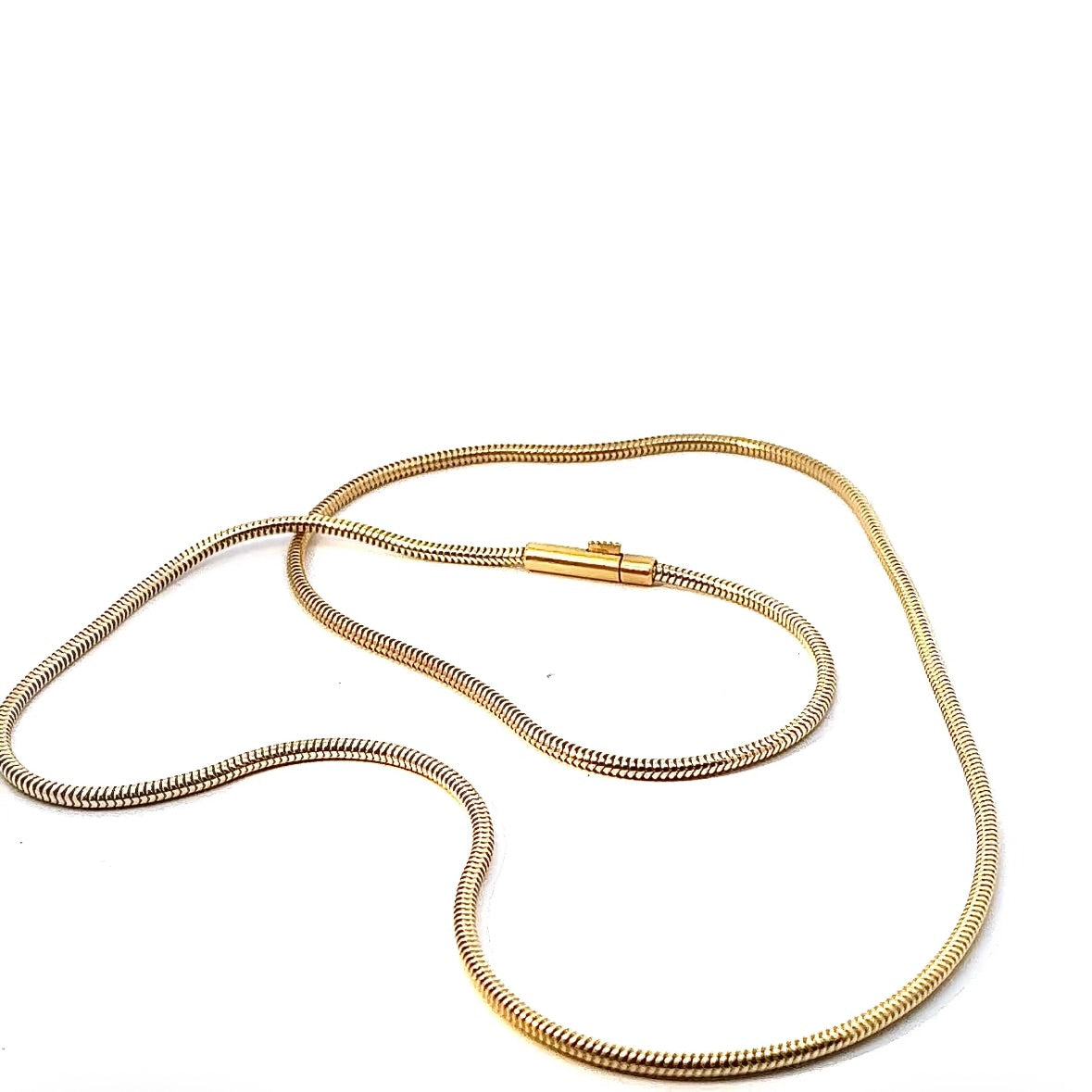 Solid snake chain in 14 karat (585) yellow gold with a box clasp