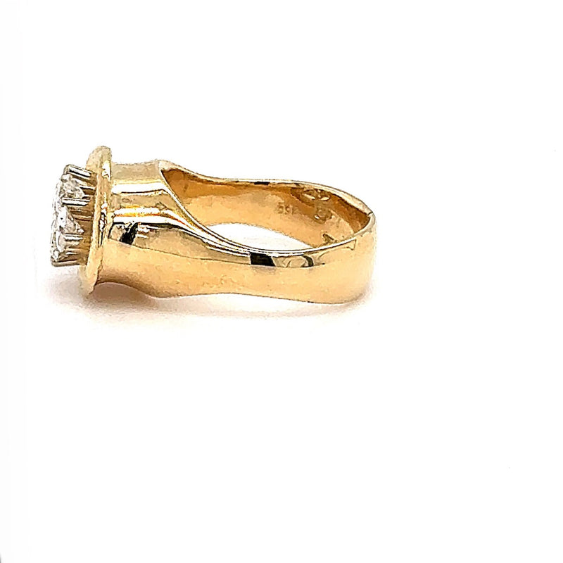 High-quality Jaufmann ring in 18 carat yellow gold with top quality diamonds