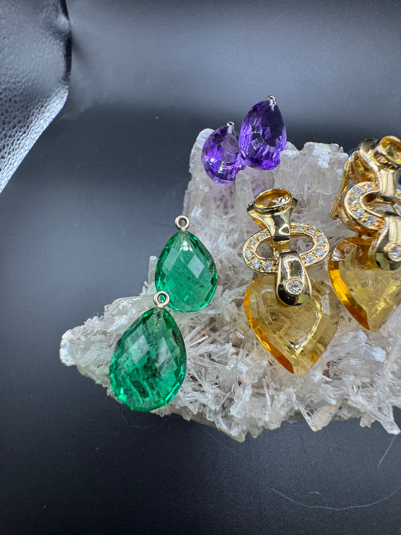 Wirkungsvolle Hängeohrringe in 18 Karat Gelbgold mit Brillanten, Citrin & Amethyst