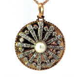 Besonderer Vintage-Anhänger in 18 Karat Roségold mit Diamanten & Perle
