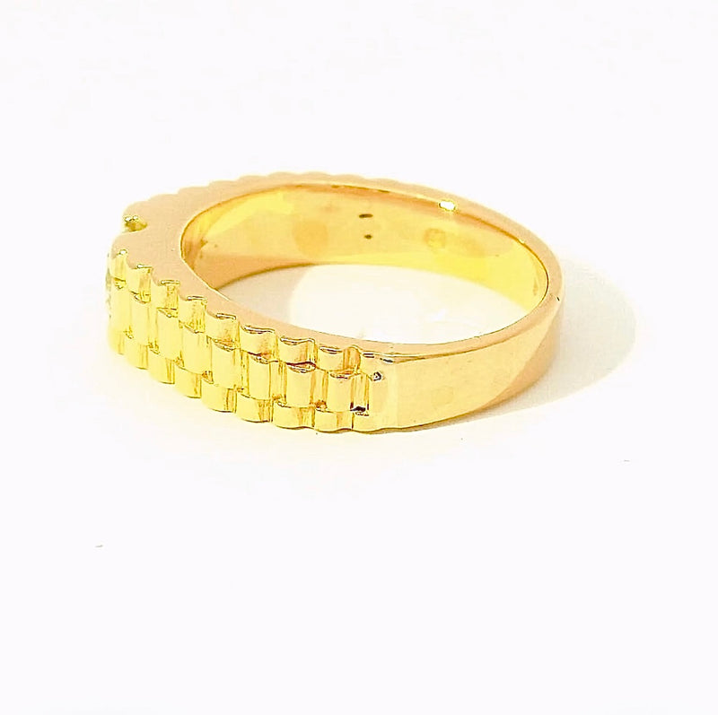 Massiver Ring in 18 Karat Gelbgold mit feinem Brillant 0,50 Karat
