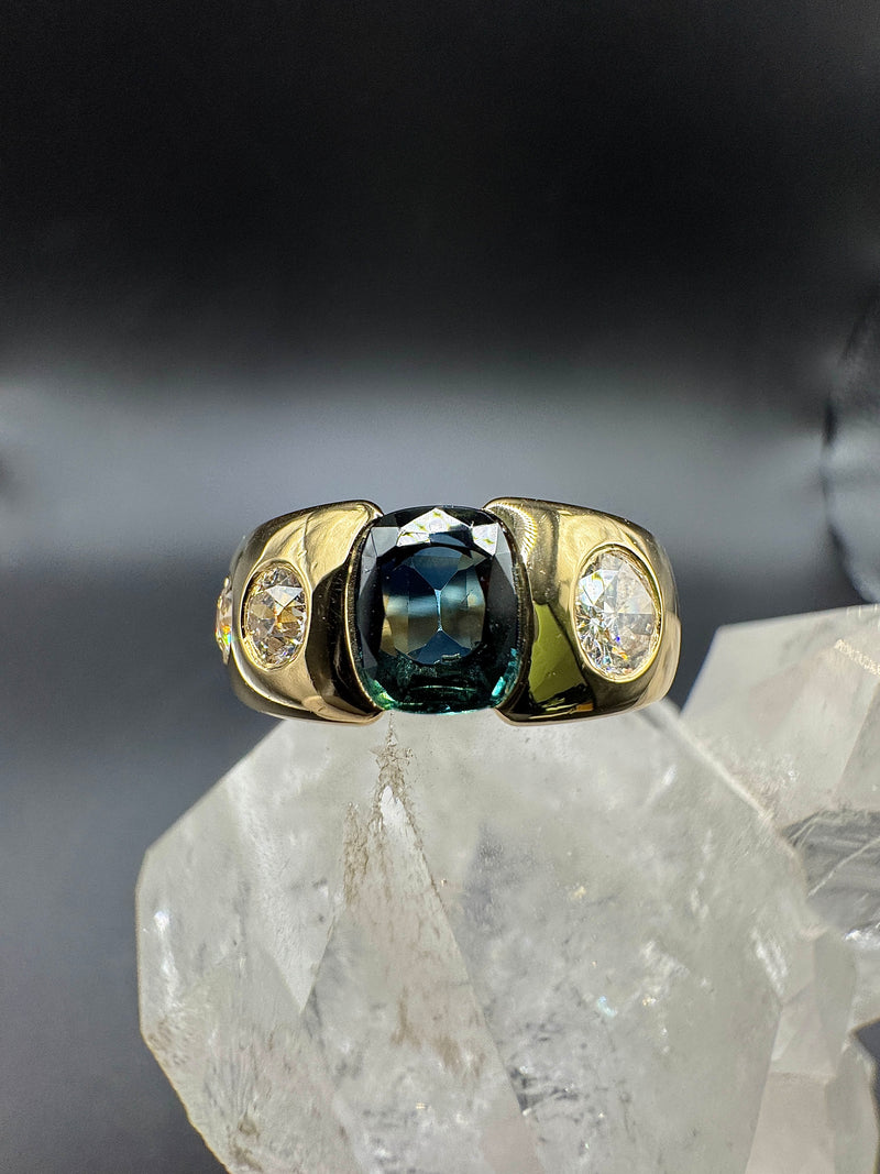 Hochwertiger Jaufmann Ring in 18 Karat Gelbgold mit Saphir & riesigen Diamanten