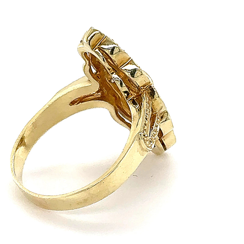 Eindrucksvoller Ring in 14 Karat Gelbgold mit feinen Brillanten