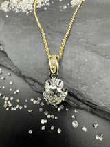 Eleganter Solitär-Anhänger in 18 Karat Gold mit großen Brillant