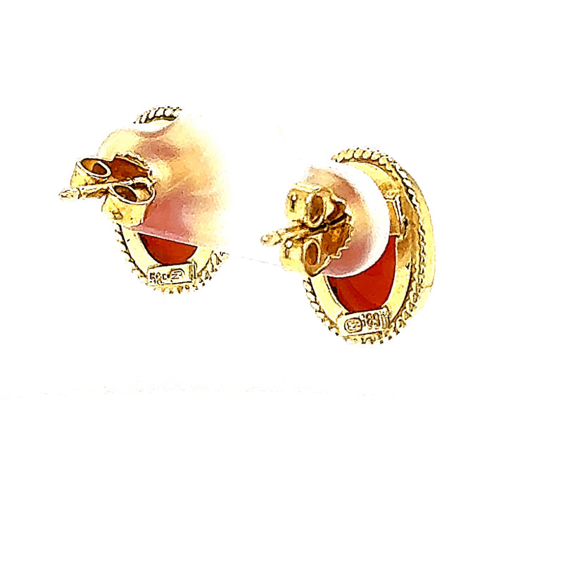 Kunstvolle Ohrringe in 14 Karat Gelbgold mit handgeschnitzter Muschelkamee