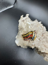 Farbenfroher Ring in 14 Karat Gelbgoldmit Farbsteinen im Wellen-Design