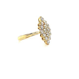 Stilvoller Navette-Ring in 900er Gold mit hochfeinen Brillanten pavé ausgefasst