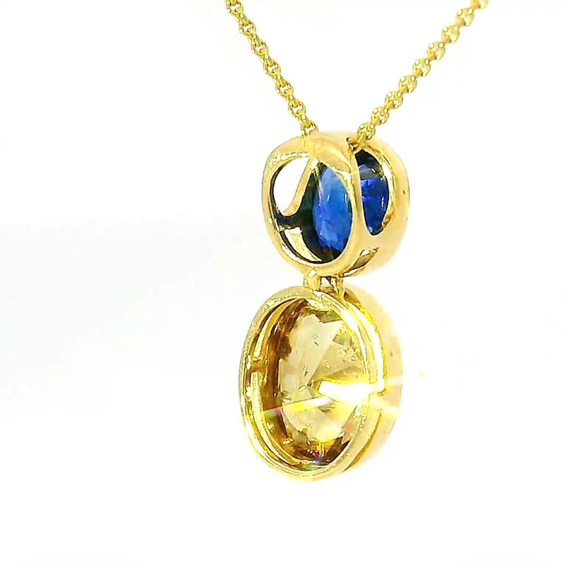 Edler Anhänger in 18 Karat Gelbgold mit hochfeinem Saphir & Fancy Brillant