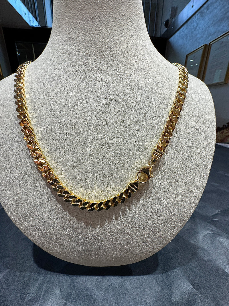 Massive Panzerkette in 18 Karat Gelbgold – hochwertige deutsche Arbeit