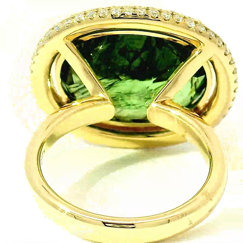 Einmaliger Ring in 14 Karat Gelbgold mit riesigem Peridot & Brillanten