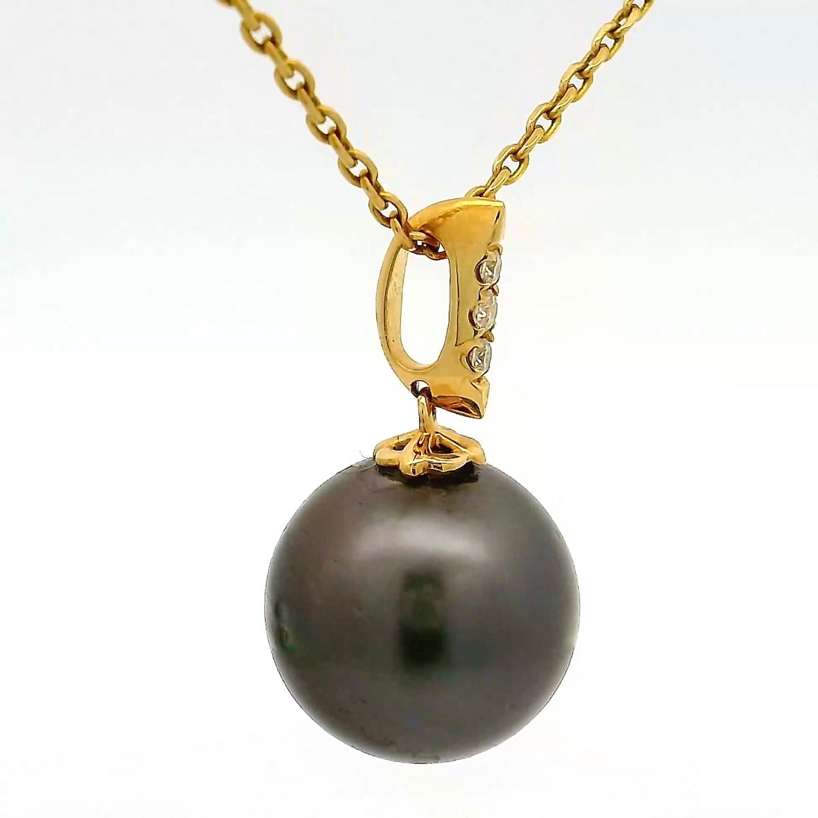 Tahitian pearl