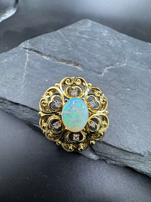 Handgefertigter Anhänger & Brosche in 18 Karat Gelbgold mit australischem Opal & Diamanten