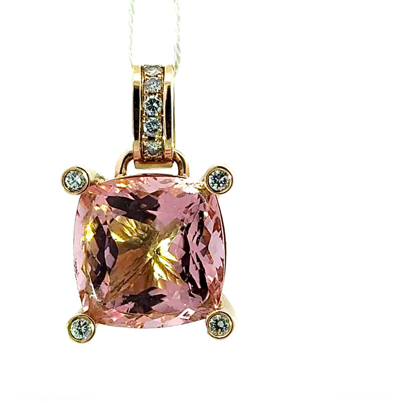 Hochfeiner Morganit Anhänger in 14 Karat Gelbgold mit Brillanten - Handarbeit