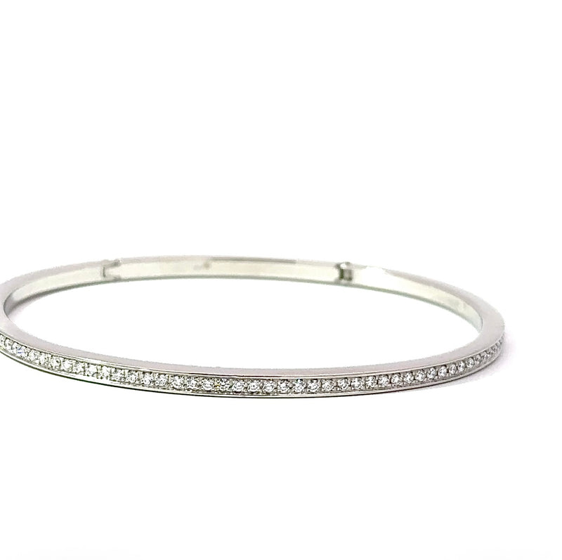Edler Armreif in 950er Platin mit 1,45 Karat hochfeinen Brillanten